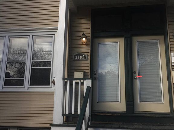 5th image of 3102 N Southport Ave #2