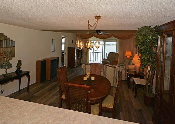 5th image of 7665 Sun Island Dr S APT 202