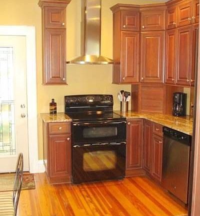 4th image of 611 McRorie St