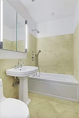 Rented by Gregory S Watts, LREB | media 9