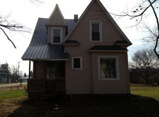 6464 W Main St, Pellston, MI 49769