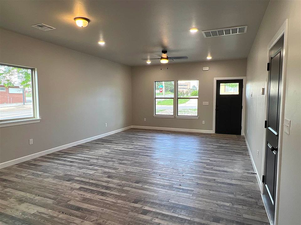 208 Fairview Ave, Ponca City, OK 74601 MLS 38912 Zillow