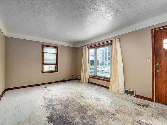 2nd image of 5244 Daleside Ave