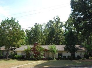 1206 Rendale Rd, Dothan, AL 36303