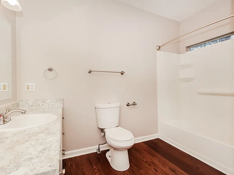 1513 Bell Trace Dr — Photo 12