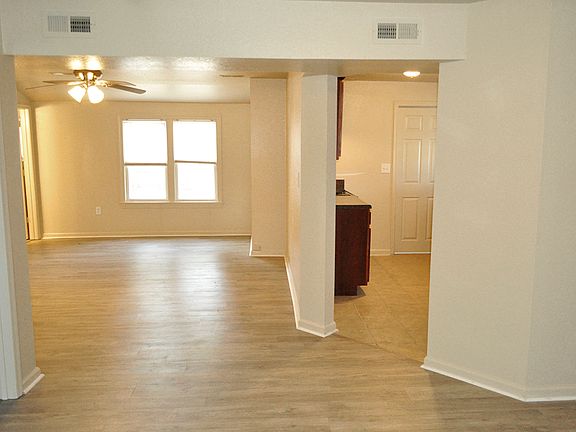 2nd image of 977 Merrimac Ave