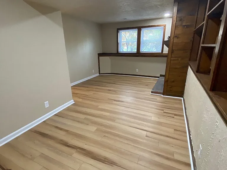 2907 Velden Dr — Photo 10