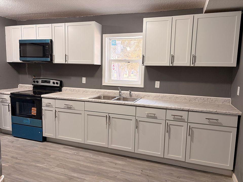 1st image of 15 Osage Ave #17