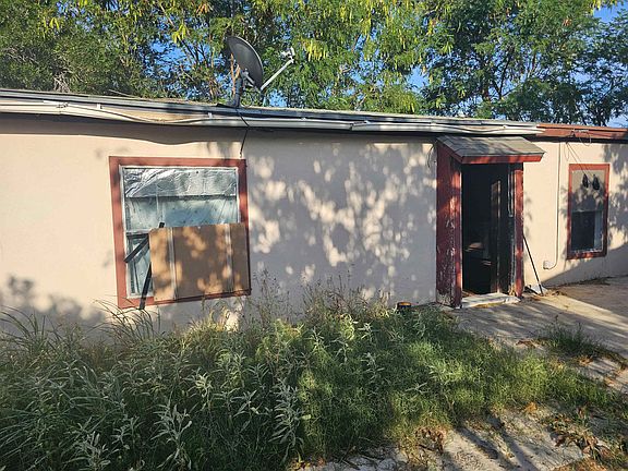 2nd image of 4529 La Joya Ln