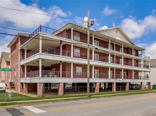 712 Frank Thomas Ave APT 204, Tuscaloosa, AL 35401