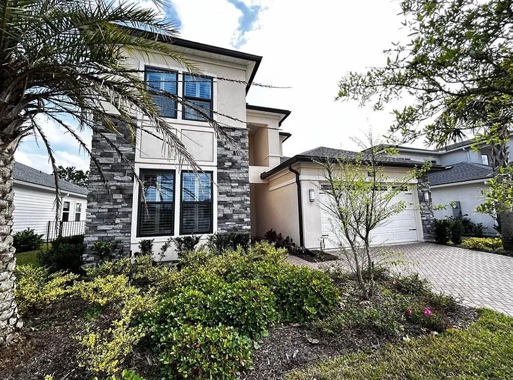 4 bed, 3.5 bath, 2816 sqft, $4,250 — Photo 2