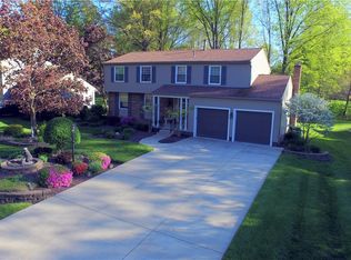 1549 Woodhill Cir NE, Warren, OH 44484