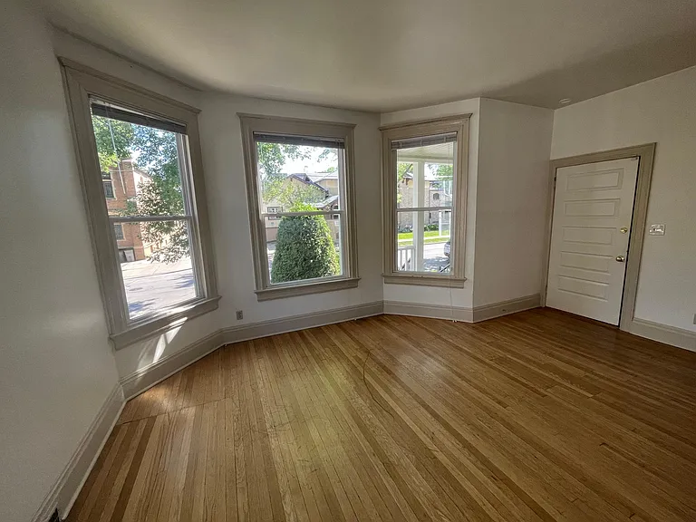 Large Living Room w/ lots of Natural Light