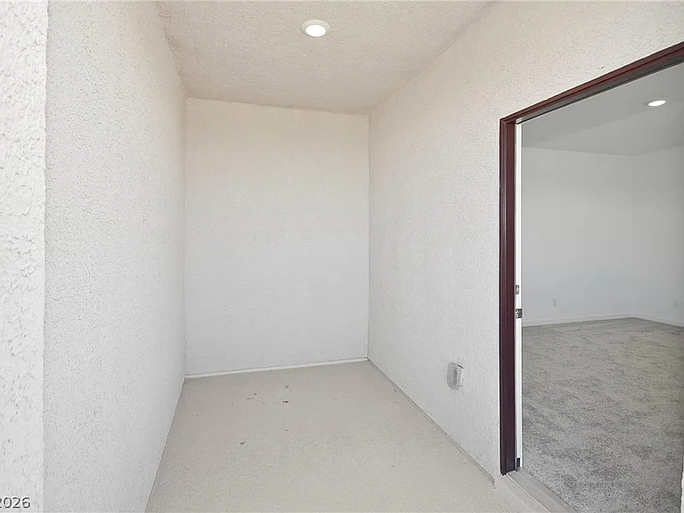 254 Walsh Peak Ave — Photo 17