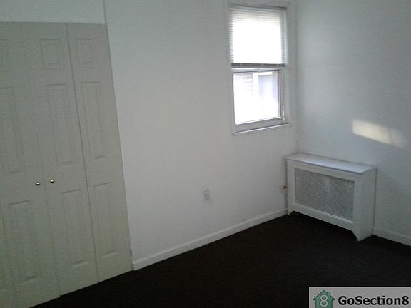 3rd image of 5953 Loretto Ave #1