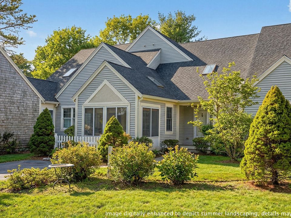 1st image of 16 Gold Leaf Lane