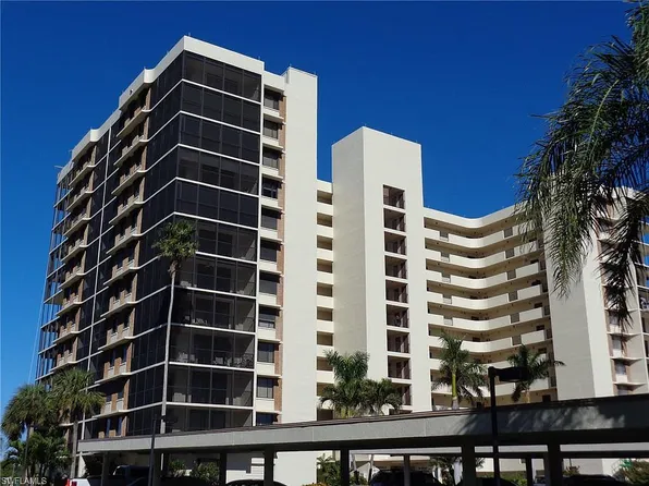 11 Bluebill Ave, Naples, FL