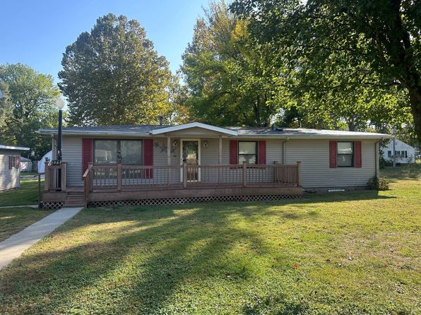 320 S Washington St, Meredosia, IL 62665