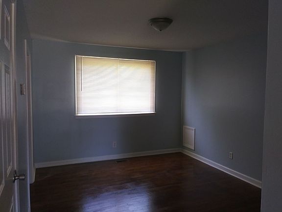 2nd image of 713 Vernon Dr