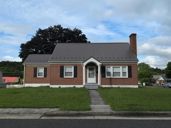 795 N 2nd St, Wytheville, VA 24382