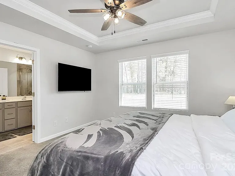 16042 Red Buckeye Ln — Photo 25