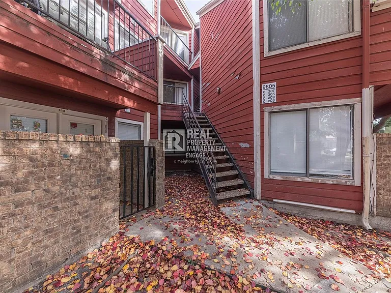 9805 Walnut St #305-C — Photo 3