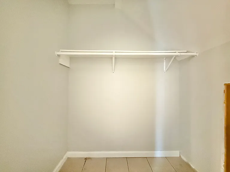 52 Manor St #1 — Photo 8