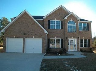 6711 Browns Mill Cir, Lithonia, GA 30038