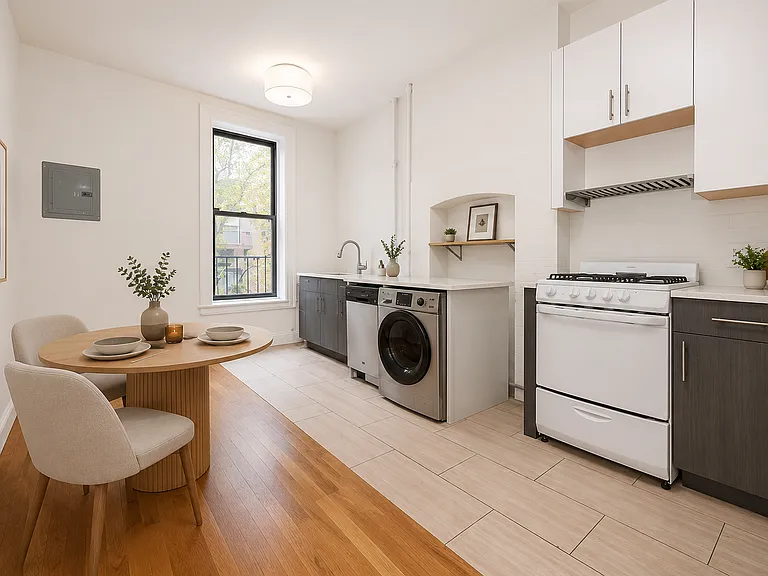 443 Hancock St #2 — Photo 2