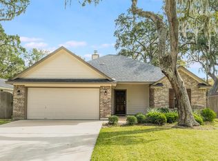 231 Wentworth Dr, West Columbia, TX 77486