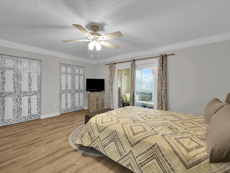 31 Lake Vista Trl #205 — Photo 15
