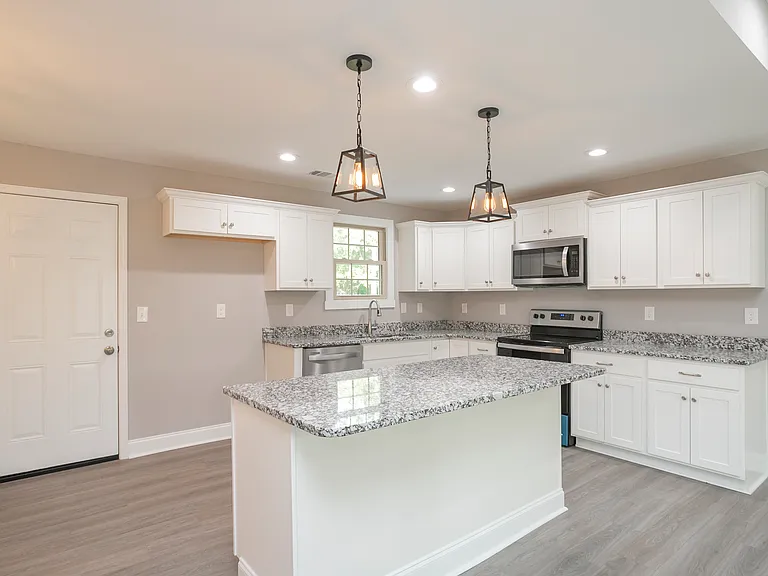 1229 Berwick Trl — Photo 19