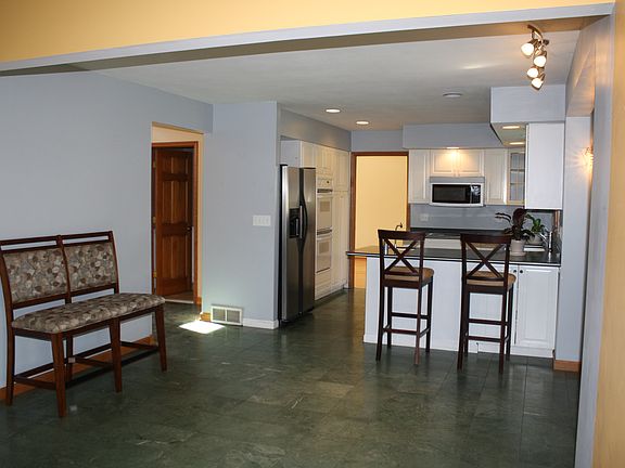 2nd image of 5848 Langmere St