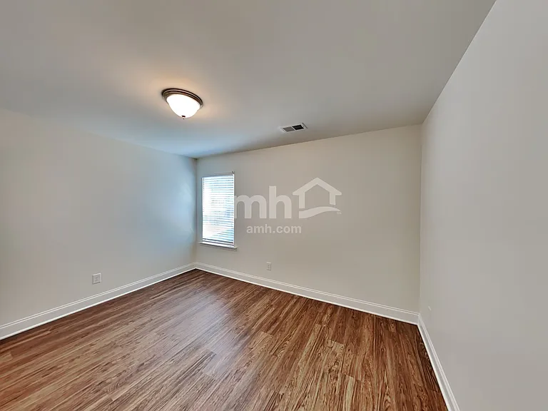 578 Slew Dr — Photo 22