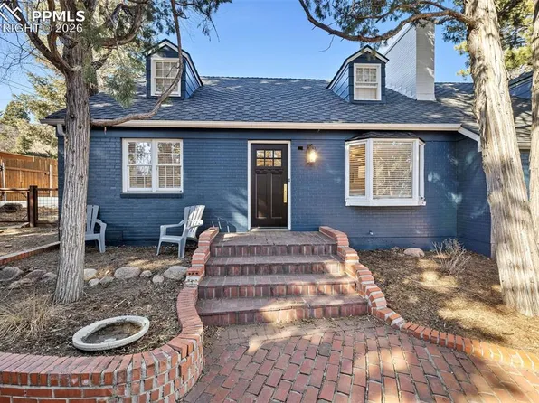 2 Cresta Rd, Colorado Springs, CO 80906