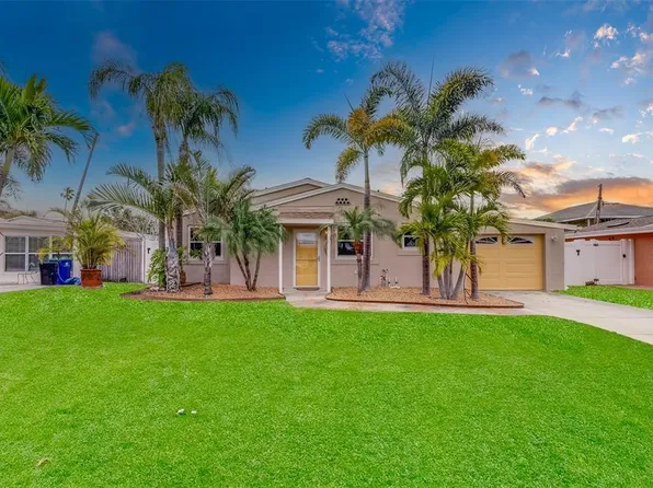 16108 Redington Dr, Redington Beach, FL 33708