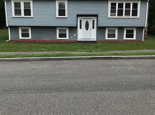 3 Clark Ave, Salem, MA 01970