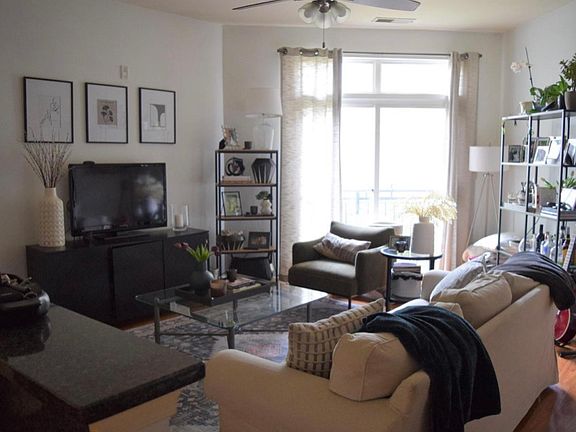 5th image of 2665 Prosperity Ave APT 124