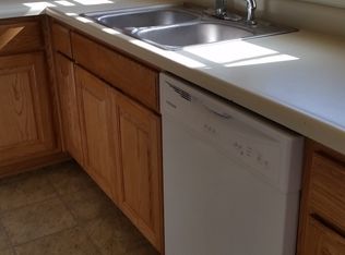 409 8th St #HOUSE, Warrensburg, MO 64093
