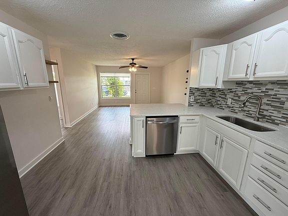 5th image of 2369 NE Rustic Way