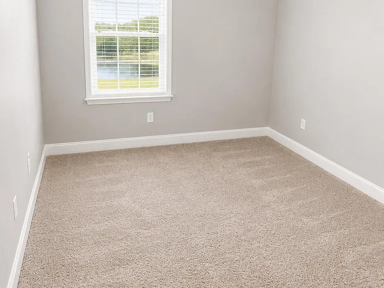 1107 Bennington Dr — Photo 13