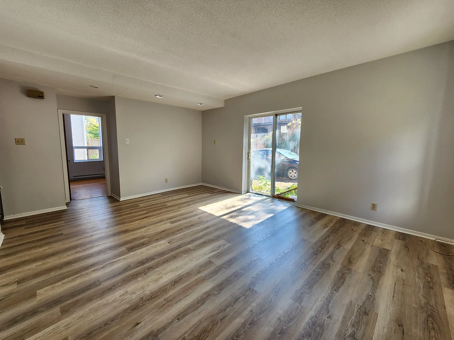 638 Rideau Street — Photo 3
