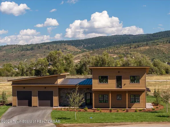 174 Christopher St, Victor, ID 83455
