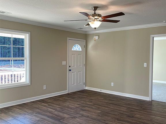 4th image of 2985 Great Falls Hwy #1B