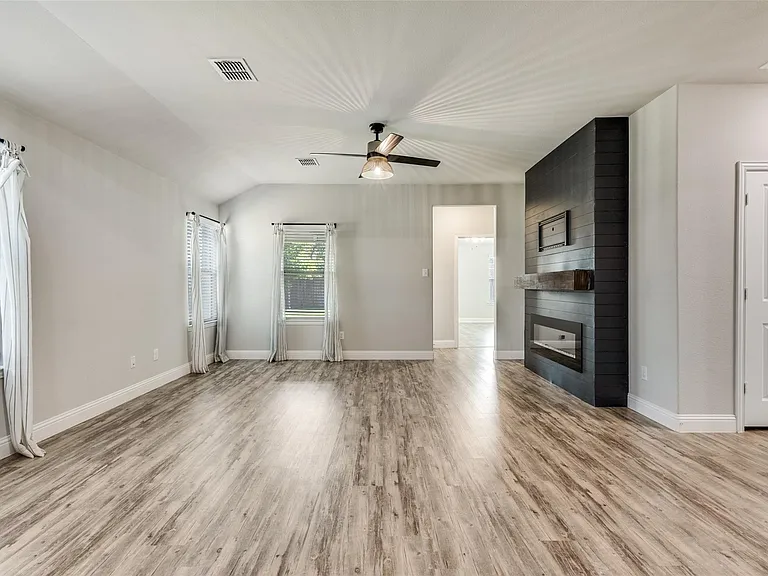 3725 Holley Ridge Way — Photo 13