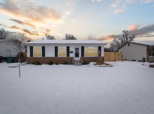 30143 Jamestown St, Romulus, MI 48174