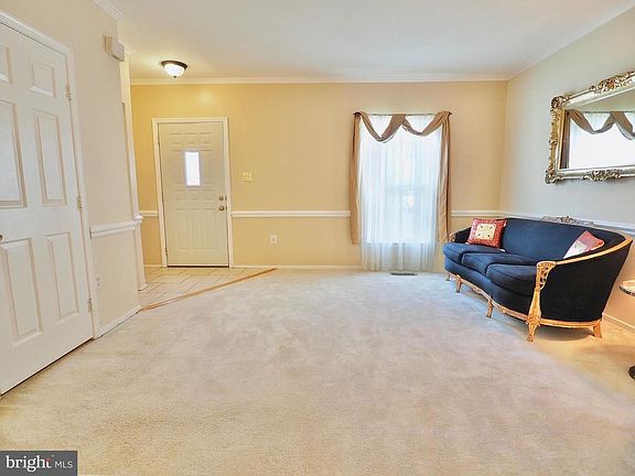 3rd image of 12107 Presidio Way