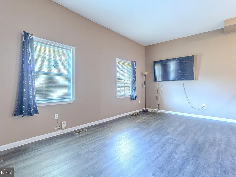 398 Harry S Truman Dr #270 — Photo 11