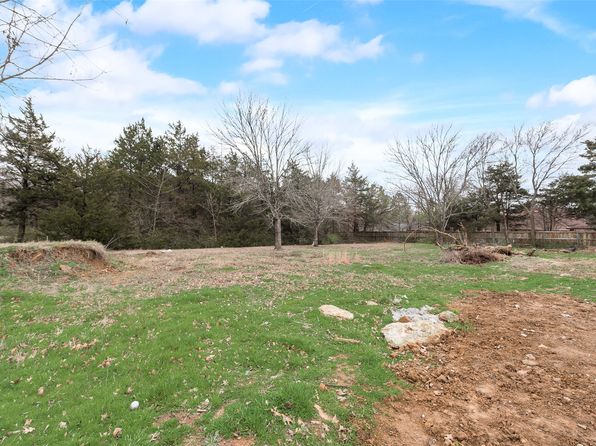 1130 Amsden Cir, Denison, TX 75020
