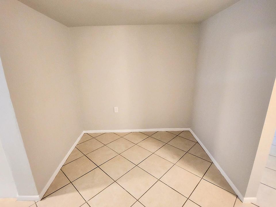 Unit Photo
